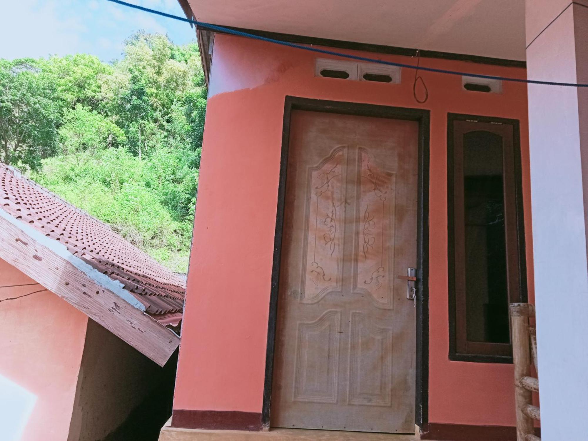 Perwita Homestay Kuta  Ruang foto